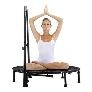 <span class=keywords><strong>Trampolino</strong></span> da interno nero da 40 pollici all'ingrosso per saltare pieghevole per bambini adulti Yoga donne letto <span class=keywords><strong>trampolino</strong></span> rotondo - Product Image 2