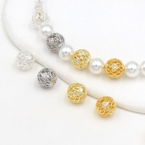ลูกปัดกลวงทรงกลมขนาด 10 มม. สีทอง 18K ทนทานต่อการเปลี่ยนสี สำหรับทำสร้อยข้อมือ สร้อยคอ เครื่องประดับ DIY - Product Image 3