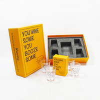 Jeux de cartes à boire amusants Booze pour la fabrication adulte Apportez des cartes de jeu en verre de vin Cartes de jeu à boire imprimées personnalisées