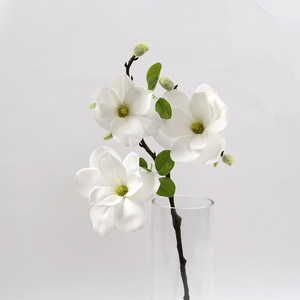 D-MG001 fleurs décoratives artificielles blanc rose magnolia vraies fleurs au toucher pour décoration <span class=keywords><strong>de</strong></span> mariage <span class=keywords><strong>centre</strong></span> <span class=keywords><strong>de</strong></span> <span class=keywords><strong>table</strong></span> - Product Image 5