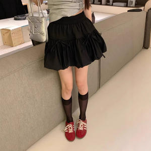 Falda abombada con detalle de lazo dulce Media falda blanca Minifalda de diseño acampanado corto elegante 2025 - Product Image 5