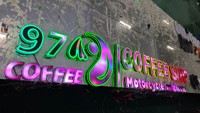 Lettres de signalisation d'entreprise en acrylique 3D LED rétroéclairées lumineuses personnalisées avec plusieurs couleurs pour la publicité et la décoration