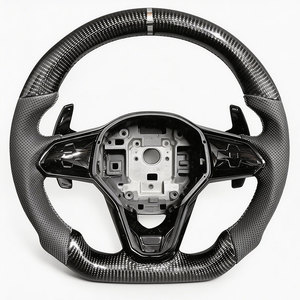 Volante in fibra di carbonio per <span class=keywords><strong>Volkswagen</strong></span> Golf R 2014-2019, Jetta 8, GTI Mk3, MK6, MK8 e versioni migliorate, con tre razze in carbonio e rivestimento in pelle - Product Image 1