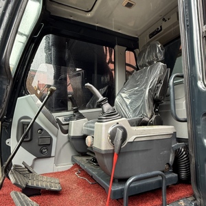 Excavatrice sur chenilles Hyundai HX220HD d'occasion d'origine coréenne, 21,42 tonnes, engin de chantier lourd, faible nombre d'heures de fonctionnement - Product Image 6