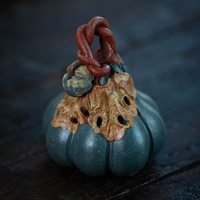Figurine de thé en forme de citrouille de haute qualité pour décoration d'étagère, jouet de thé en argile peinte à la main