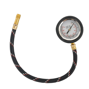 Manómetro Analógico Profesional para Neumáticos con Válvula Angular de 160 PSI para Fácil Acceso - Product Image 1