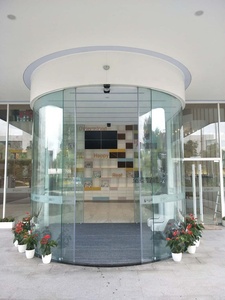 Offre spéciale Porte <span class=keywords><strong>coulissante</strong></span> incurvée en verre automatique au design moderne en alliage d'aluminium à usage intensif Finition intérieure d'hôtel à bas <span class=keywords><strong>prix</strong></span> - Product Image 3
