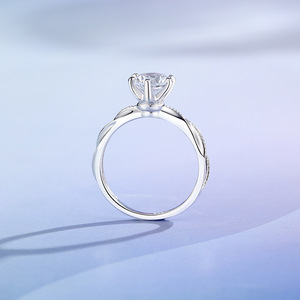 Bague en argent sterling S925 plaqué <span class=keywords><strong>platine</strong></span> avec moissanite taille brillant 1 carat sertie à griffes, forme géométrique, design créatif pour femme - Product Image 3