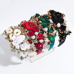 عصابة رأس من الماس واللؤلؤ الثقيلة بنمط عصر الباروك مزخرفة بوردة حمراء واسعة ومثقوبة بالكامل وغيرها من أدوات تصفيف الشعر للبيع بالجملة - Product Image 2