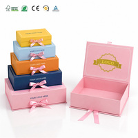 Tiroir cadeau en papier ondulé rose vif de luxe multi-tailles pour collier, bracelet, boucle d'oreille, bague, stockage et emballage de bijoux