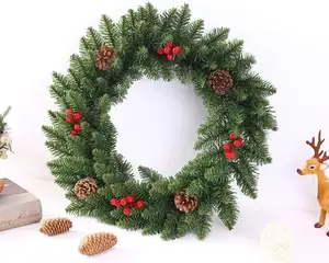 Personalized 40cm Pine Shape Pvc Berries Christmas Wreath Decorated For Party Christmas Decoration