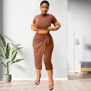 Nouvelle Collection : Ensemble Crop Top Moulant Couleur Unie et Jupe Fendue pour Femme – Tendance Mode - Product Image 5