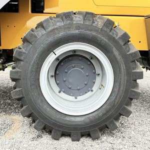 Dizel kamyon 4t yük <span class=keywords><strong>CE</strong></span> ISO özelleştirilmiş yan vites ve otomatik çatal ayar kaldırma yüksekliği 3000mm 4x4 forkliftler - Product Image 5