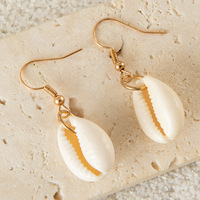 Boucles d'oreilles en coquille de mer d'océan en gros bon marché Boucles d'oreilles Hawaii Summer Beach Natural Corwies Conch Starfish Boucles d'oreilles pour cadeau souvenir