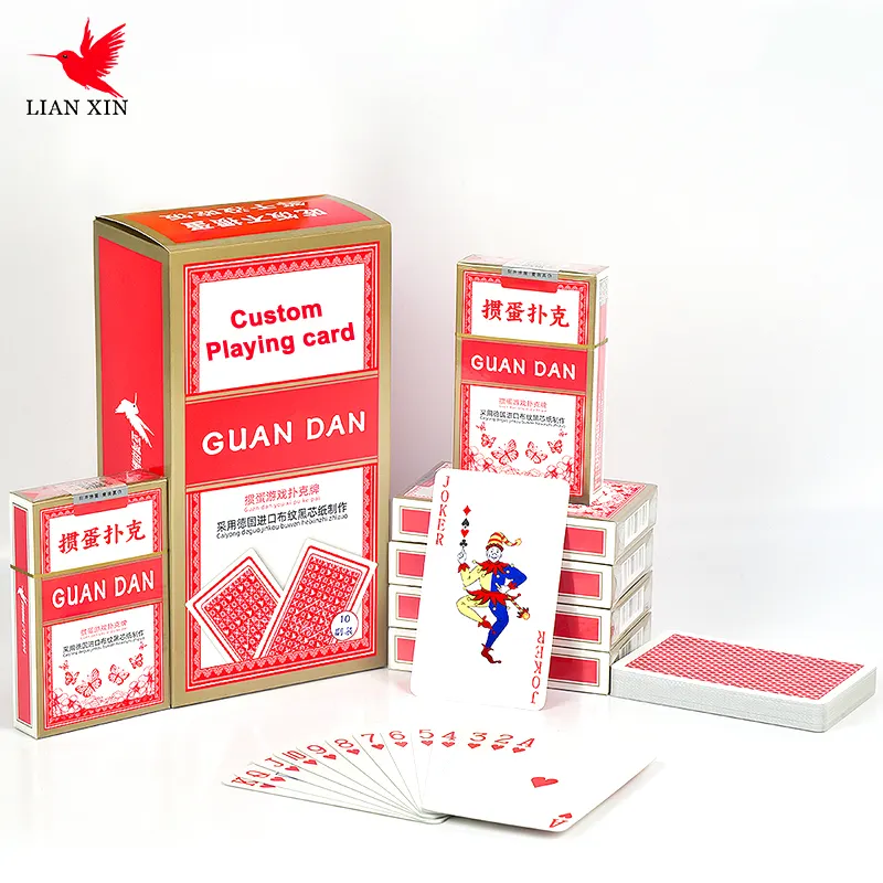 Ensemble de poker professionnel en gros de haute qualité personnalisé propre logo adulte cartes à jouer étanche carton type carton