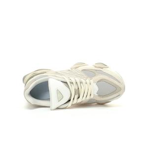 Chaussures de sport tendance en vente directe d'usine, chaussures de tennis à semelle épaisse 9060, chaussures de marque de luxe pour hommes et femmes - Product Image 3