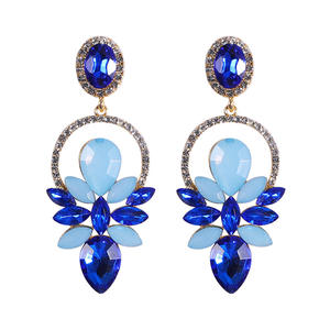 Boucles d'oreilles pendantes pour femme, style rétro exagéré, bleu royal, cristal, boucles d'oreilles de mariée - Product Image 3