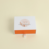 Boîte à tiroir en papier recyclable avec ruban doux, petite boîte cadeau de luxe, vente en gros pour emballages de boucles d'oreilles et mini-bijoux