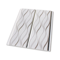 Panneau de plafond en PVC laminé brillant, ignifuge, insonorisant, imperméable, avec grille de plafond pour appartement moderne, salle de sport extérieure