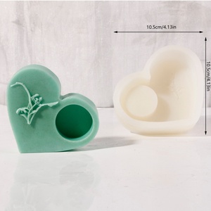 Molde de Silicona Versátil con Forma de Corazón TangChu para Velas y Repostería - Product Image 6