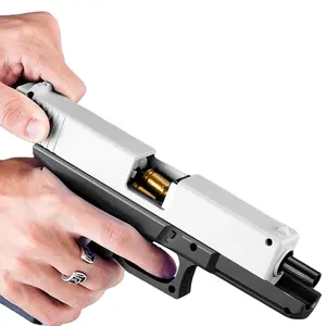 ปืนของเล่นแบบแมนนวล2023 G18ปืนพลาสติกสีทองแบบนิ่มจัดส่งโดยผู้จัดจำหน่ายปืน