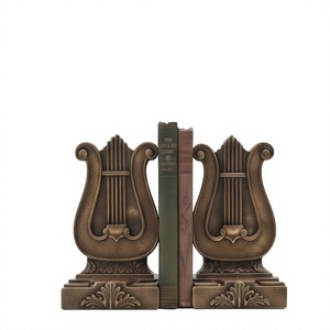 Sujetalibros Decorativos Modernos de Metal Dorado Antiguo con Textura Fundida para Biblioteca, Oficina o Escritorio - Product Image 1