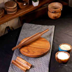 Ensemble Chakla Belan en bois avec support, planche à faire des roti et chapati, et rouleau à pâtisserie en bois fait main pour la pâte à pizza et la pâtisserie maison - Product Image 1