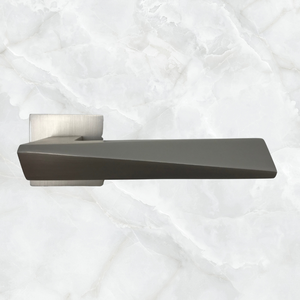 Manijas de Puerta Interiores de Hotel Modernas y Elegantes de Aleación de Aluminio Plateado con Garantía de 5 Años - Product Image 1