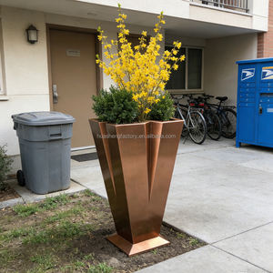 दीवार धातु प्लांटर बड़े ट्रेपेज़ोइड आकार फर्श फूल बॉक्स के लिए टिकाऊ आउटडोर गार्डन प्लांटर घर कॉफी की दुकान बालकनी थोक - Product Image 1