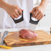 2 stuks handmatige roestvrijstalen uienvork, steak- en aardappelmes, fruit- en groentesnijder met plastic houder voor koken