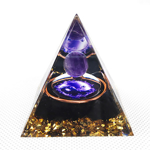 Ornement en résine époxy cristalline en forme de pyramide avec motif Tai Chi, décoration d'intérieur, cadeau artisanal - Product Image 2