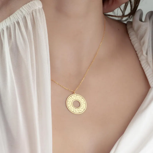 Greek Style Necklace Ancient Greek Patterned <strong>Jewelry</strong> Endless Round <strong>Labyrinth</strong> Pendant Classical Engraved Necklace High Quality - Product Image 5