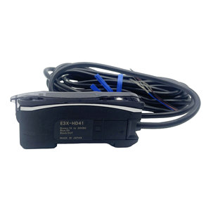 Amplificador de Sensor de Fibra Óptica Digital E3X-HD41 de Alta Calidad, 12-24VDC NPN, Fotoeléctrico, Automatización Industrial con Pantalla Digital - Product Image 6