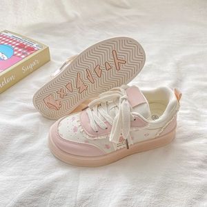 Zapatillas blancas de tacón alto estilo vaquero para mujer, nuevo estilo, modernas, versátiles, retro con suela gruesa, deportivas y casuales. - Product Image 4
