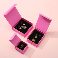 Coffret Cadeau de Luxe Personnalisé en Carton Rigide Aseptique pour Haute Joaillerie, Personnalisable avec Gaufrage Mat et Estampage à Chaud Élégant de 2 mm