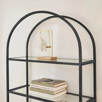 Étagère d'angle en acier de style industriel moderne, solution de rangement gain de place pour la salle à manger et la maison avec étagères métalliques