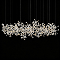 Lustre suspendu en verre artistique avec pendentifs en forme de fleurs, en métal courbé, pour la décoration de villas, hôtels et chambres d'hôtes