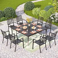 Ensemble de salle à manger d'extérieur moderne avec table carrée en métal noir et chaises en fer, meubles durables pour patio, terrasse, cour et jardin