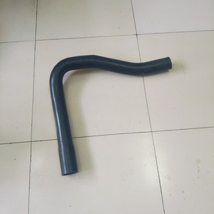 Tuyau inférieur de radiateur pour excavatrice Hyundai 1BQA-40290 R385-9, tuyau de vidange du réservoir d'eau pour remplacement et réparation - Product Image 4