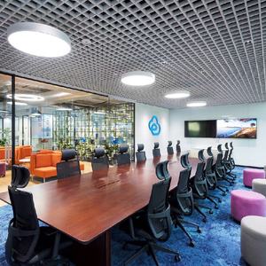 Tejas de techo de rejilla de aluminio coifhured de Foshan Premium con certificación CE - Product Image 1