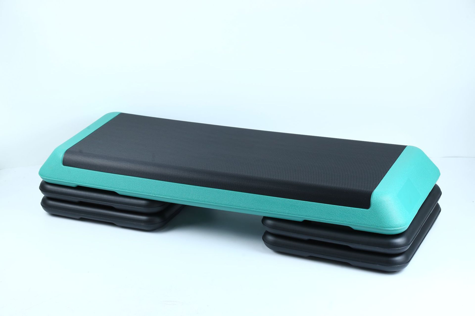 110c (one for four)-leather green (black support)