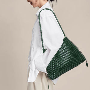 Bolsos de Hombro Negros para Mujer, Bolso de Hombro de Cuero PU, Tejido a Mano, Gran Capacidad, Bolso de Axila para Dama, Venta al por Mayor de Fábrica - Product Image 3