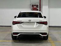 Vente en gros de voitures d'occasion NISSAN Sylphy 2016 à conduite à gauche 1.6L Euro VI en provenance de Chine pour le marché étranger