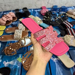 Women's Fashion Comfortable Flat Sandals Mix Design Light Beach <b>Slippers</b> for <b>Summer</b> & Spring Wholesale - Product Image 3