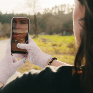 <span class=keywords><strong>Guanti</strong></span> da donna invernali da tenere caldi <span class=keywords><strong>guanti</strong></span> di peluche elasticizzati <span class=keywords><strong>guanti</strong></span> morbidi con pelliccia di visone lavorati a maglia da ragazza <span class=keywords><strong>guanti</strong></span> Touch Screen alla moda, rosso - Product Image 6