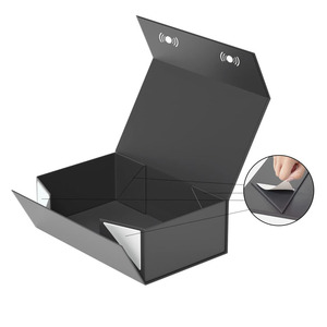 Cajas de cartón personalizadas blanco negro zapatilla embalaje zapato plegable caja de regalo de papel magnético con logotipo - Product Image 1