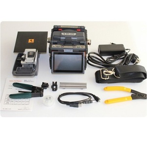 Épisseuse à fusion de fibres optiques Black Horse D21 100-240V AC avec port USB et connecteur SC pour épissage de câbles - Product Image 1