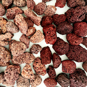 Vente en gros de roches volcaniques en vrac, pierres de cuisson en basalte naturel, pierres de lave noires et rouges calcinées de grande taille pour barbecue en foyer - Product Image 1