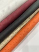 Cuir PVC perforé 1.2mm-Résistant aux rayures imperméable pour sièges de voiture/repose-pieds (modèles personnalisés)