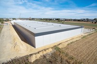 Almacén/Oficina con Estructura de Acero de Gran Tamaño y Diferentes Anchos Coaxiales